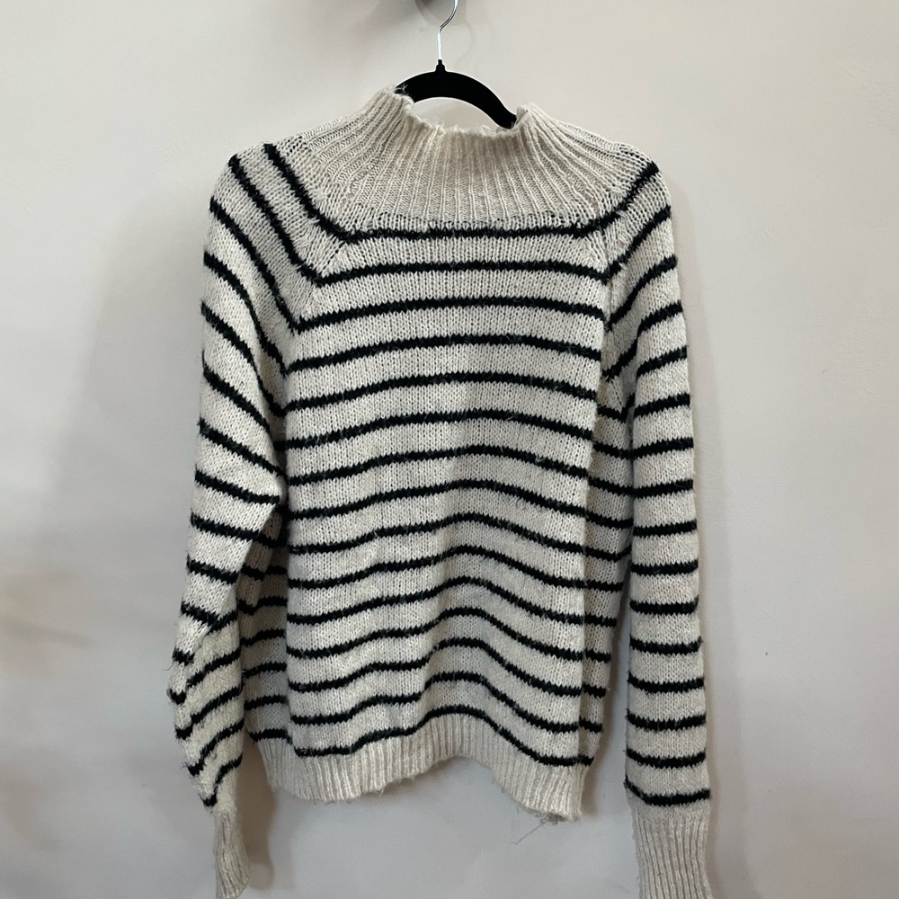 Made in Italy Classic Striped sweater